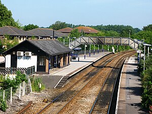 Trowbridge station 2010.jpg