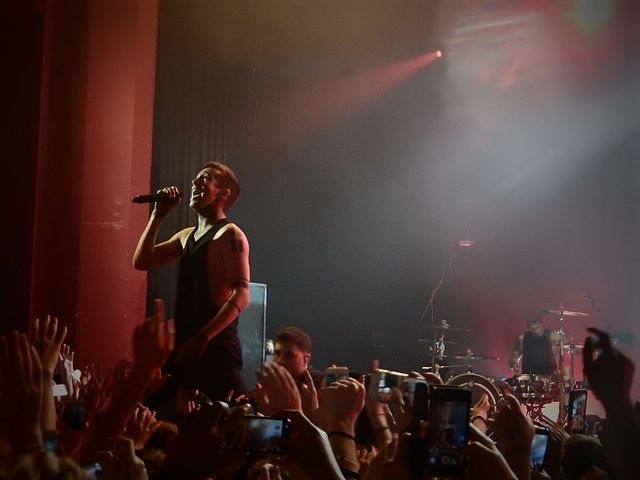 Twenty One Pilots performing at Shepherd's Bush Empire in late 2015