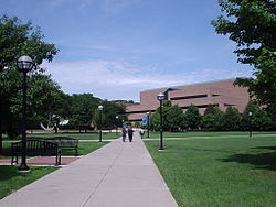 ミシガン大学: 創設期, 学問分野, キャンパス