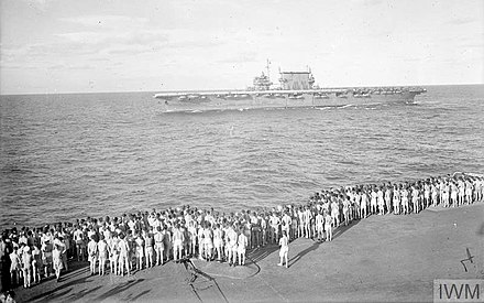 Illustrious's crew farewelling Saratoga on 18 May 1944