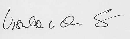 ไฟล์:Ursula_von_der_Leyen_signature.jpg