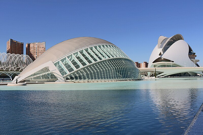 File:Valencia Sightseeing 0001 (203798303).jpeg