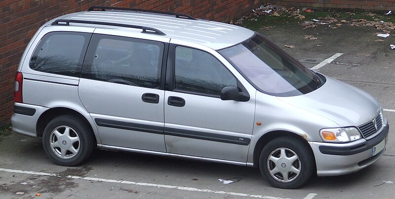 File:Vauxhall Sintra CD Front.jpg