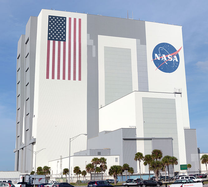 File:Vehicle Assembly Building - Full Size.jpg