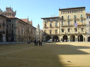 Vista de la Plaza Mayor de Vic.