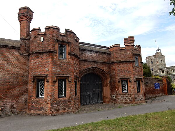 Gatehouse to the former West Drayton Manor House