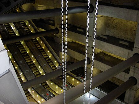 Fail:Westminster_escalators1.jpg
