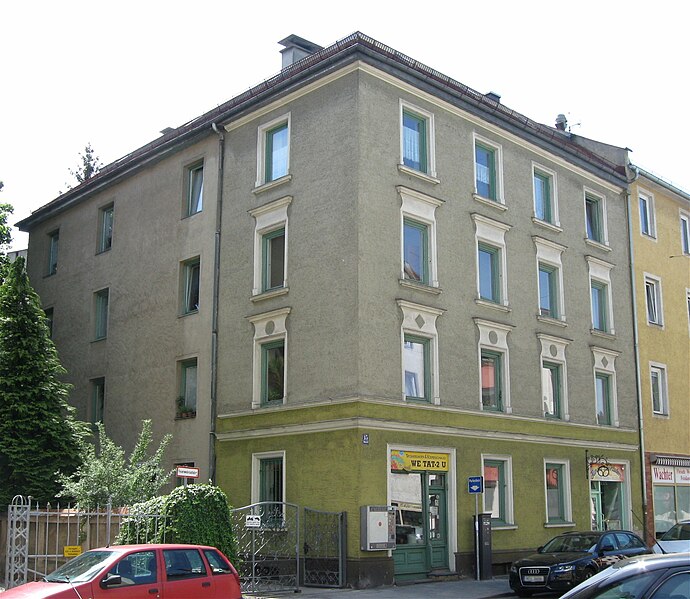 File:Winterstr. 15 Muenchen-1.jpg