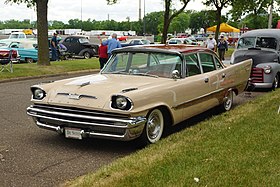 1957 DeSoto Firedome (35404793452).jpg