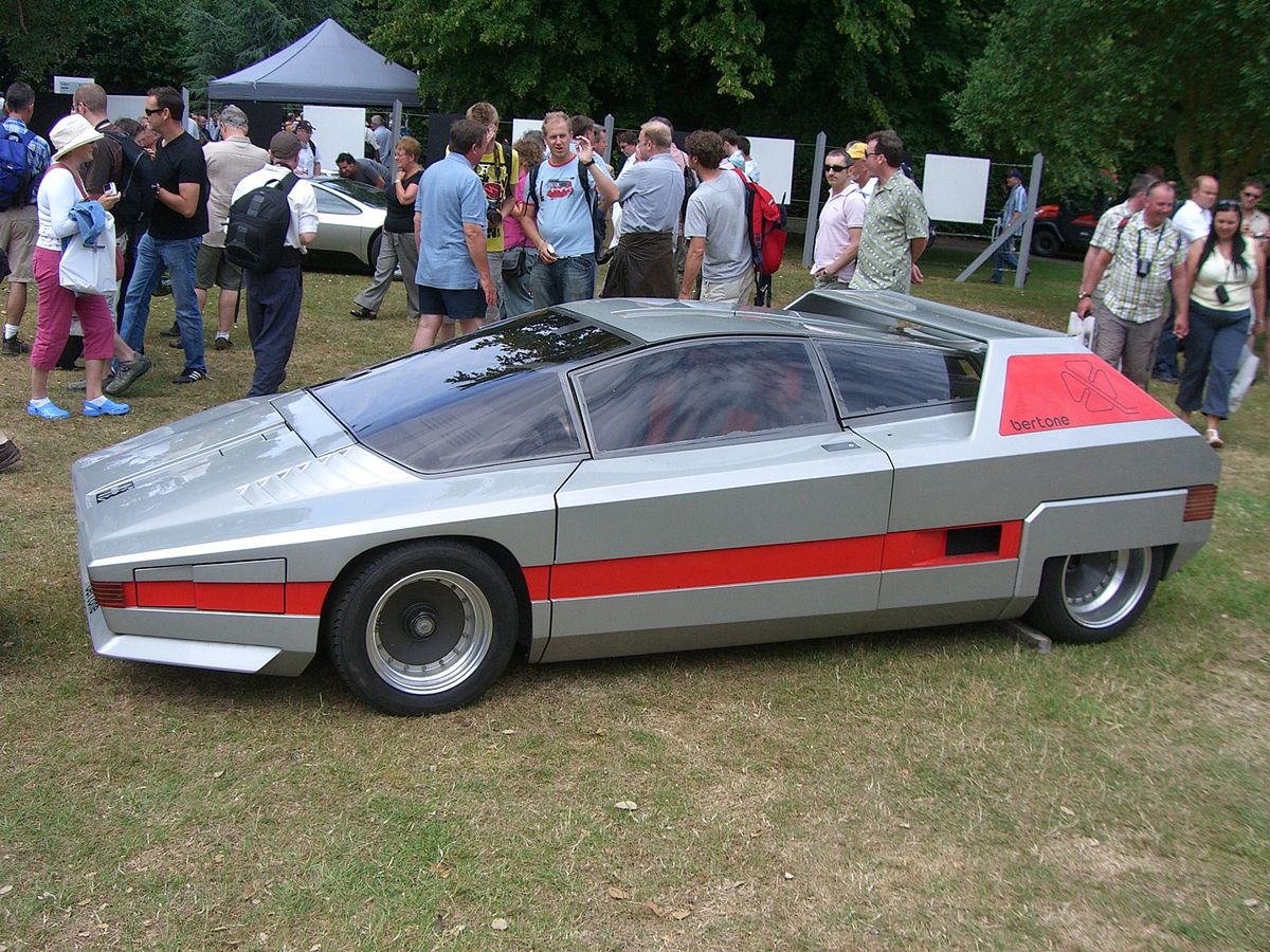 1976 Alfa Romeo 33 Navajo Bertone Concept