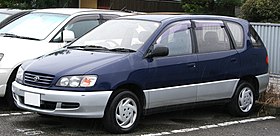 1996-1998 жж. Toyota Ipsum.jpg