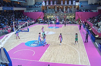 Cómo llegar a Stade Pierre de Coubertin en transporte público - Sobre el lugar