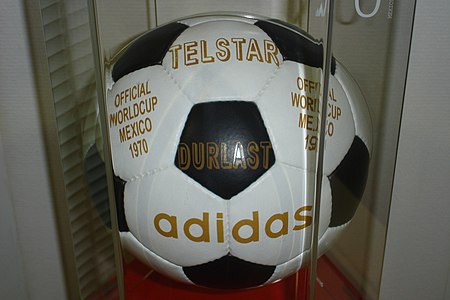 ไฟล์:Adidas_Telstar_Mexico_1970_Official_ball.jpg