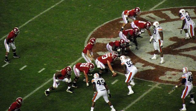 Alabama on offense against the Tigers in 2010