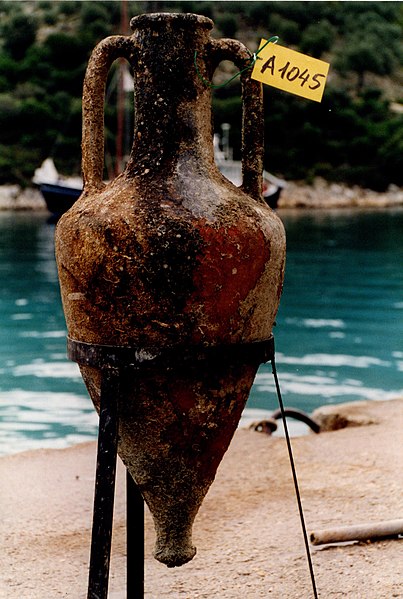 File:Alonnisos Peparethos Amphora.jpg