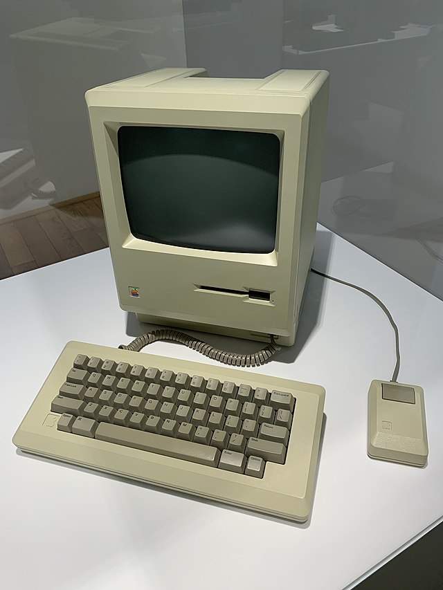 レア！Apple Macintosh 3.5Drive(マニュアル)1986年製
