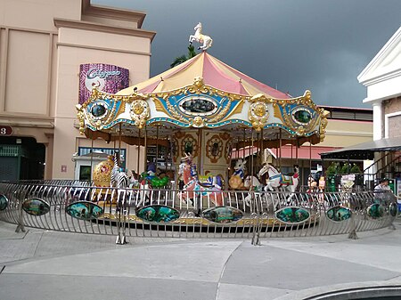 ไฟล์:Asiatique_The_Riverfront_-_Merry-go-round.jpg