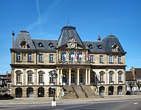 Het gemeentehuis (Hôtel de ville) van Autun