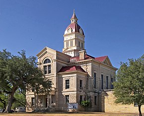 Bandera county courthouse.jpg