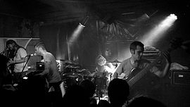 Between the Buried and Me under en koncert i Porto-Rio, 2010.