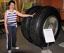 Bristol Brabazon main undercarriage wheels. Bristol brabazon wheel arp.jpg