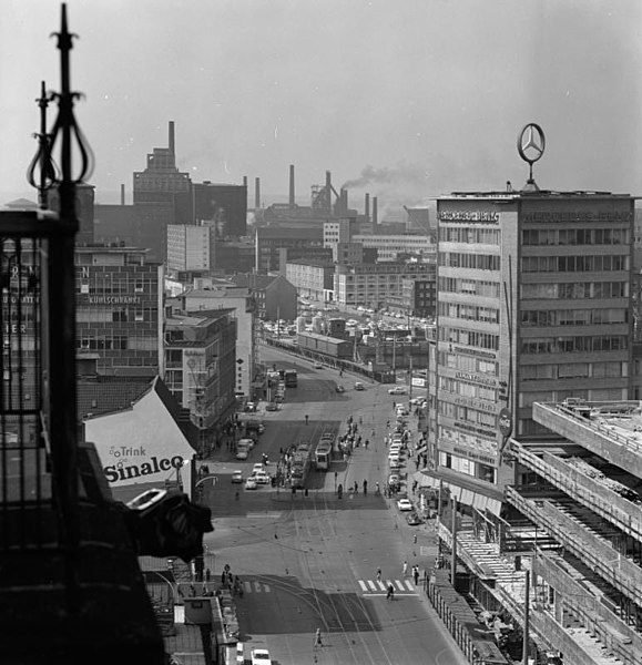 File:Bundesarchiv B 145 Bild-F022987-0007, Dortmund, Stadtzentrum.jpg