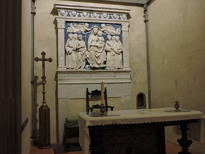 File:Cappella Medici, Basilica di Santa Croce, Florence (26073499904).jpg