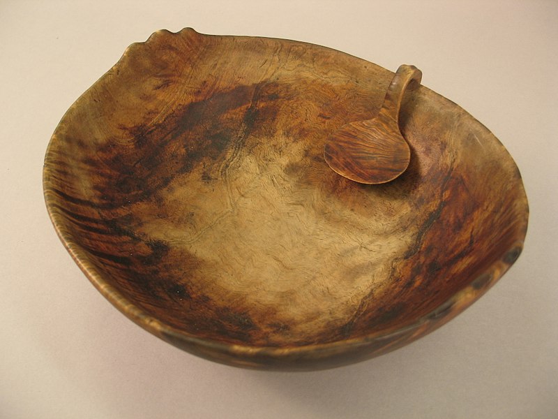 File:Carved Wooden Feast Bowl and Spoon Used by Black Hawk.jpg