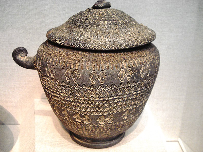 File:Cinerary urn, unglazed stoneware, Unified Silla.jpg