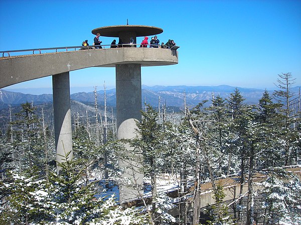 The western trail head, Clingmans Dome, on a snowy day.