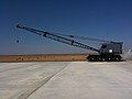 Crane at Mojave Airport - panoramio.jpg