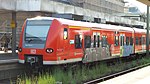 DB 425 013 S-Bahn Hanovre Hanovre Hbf 150703.jpg