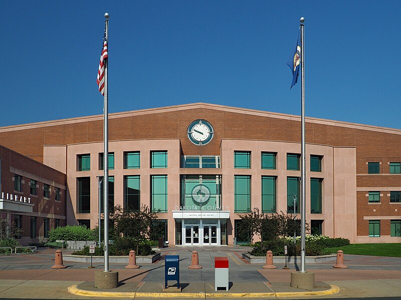 File:Dakota County Western Service Center.jpg