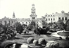 The Plaza de Armas in 1906. De Plaza de Armas te Santiago.jpg