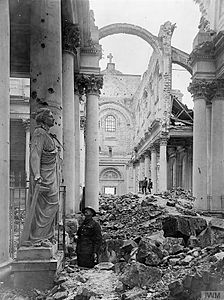 Ruines en 1918.