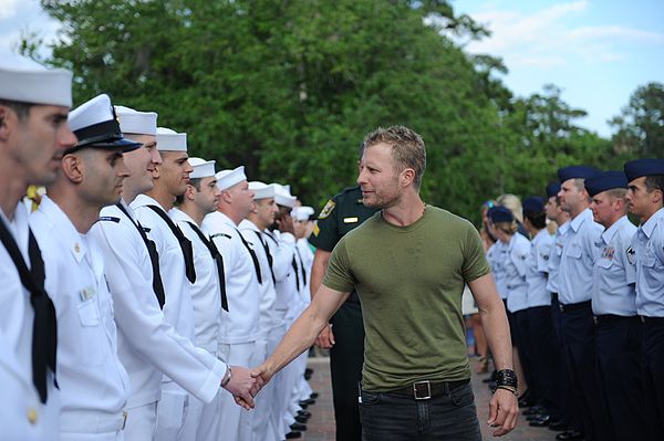 Bentley meeting with service members before a concert during Military Appreciation Day in Ponte Vedra Beach, Florida, May 8, 2013