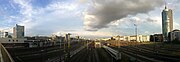 3. KWBlick von der Donnersbergerbrücke in Richtung München Hauptbahnhof, rechts der Central Tower München, links die S-Bahn Station Donnersbergerbrücke