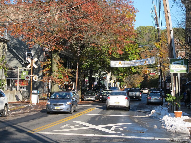 File:Downtown Lambertville, New Jersey.jpg