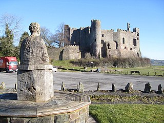 <span class="mw-page-title-main">Laugharne Castle</span> Building in Carmarthenshire, Wales
