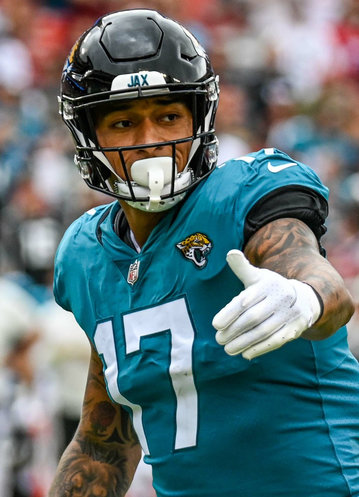 Extension candidate: Jaguars TE Evan Engram