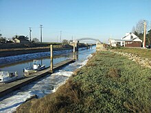 Le fleuve Falleron peu avant son embouchure au niveau du port du Collet