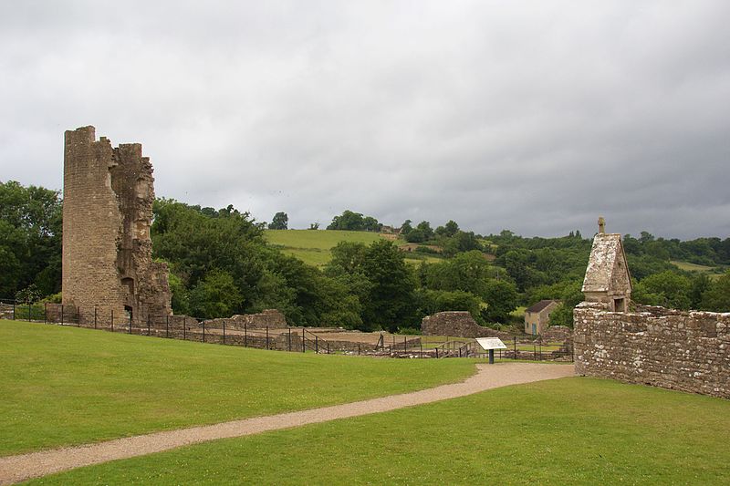 File:Farleigh Hungerford Castle 2015 03.jpg