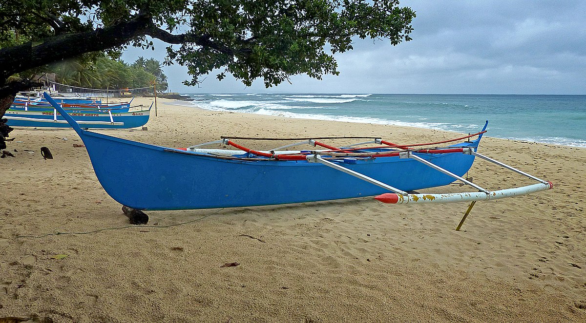 File:Fishing boats. Ilocos Norte.Philippines. (16059631086).jpg - Wikimedia  Commons