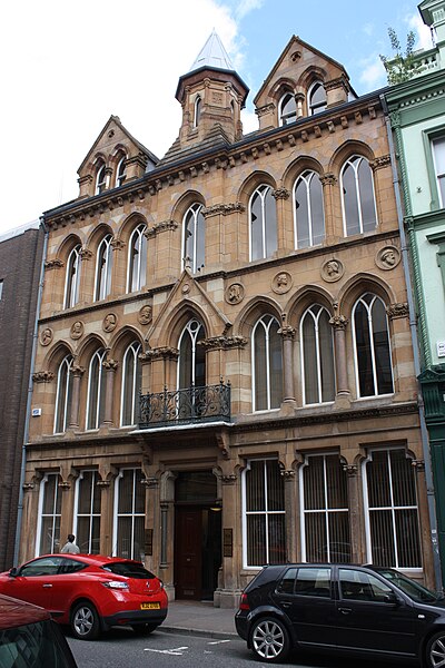 File:Former News Letter office, Belfast, July 2010 (01).JPG