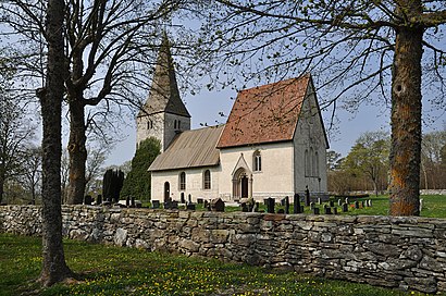 Vägbeskrivningar till Fröjels Kyrka med kollektivtrafik