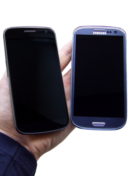 File:Galaxy Nexus and Galaxy S III side by side.PNG