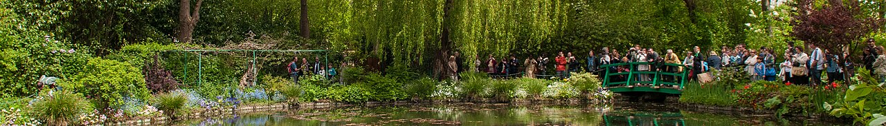 Giverny banner Bridge 1.jpg