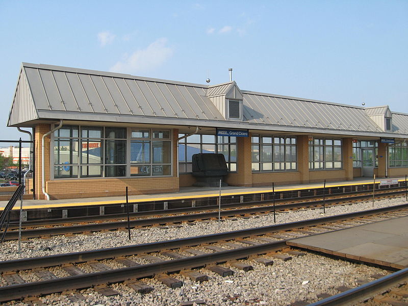 File:Grand-Cicero Metra Station.jpg