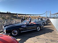 Gullwing group convention 2021 with 300 SL cars near bridge