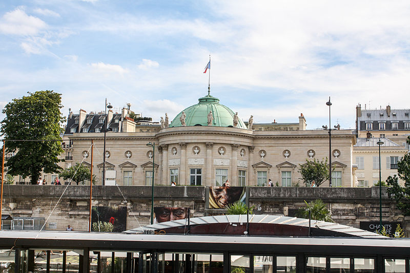 File:Hôtel de Salm, Paris 17 August 2013.jpg